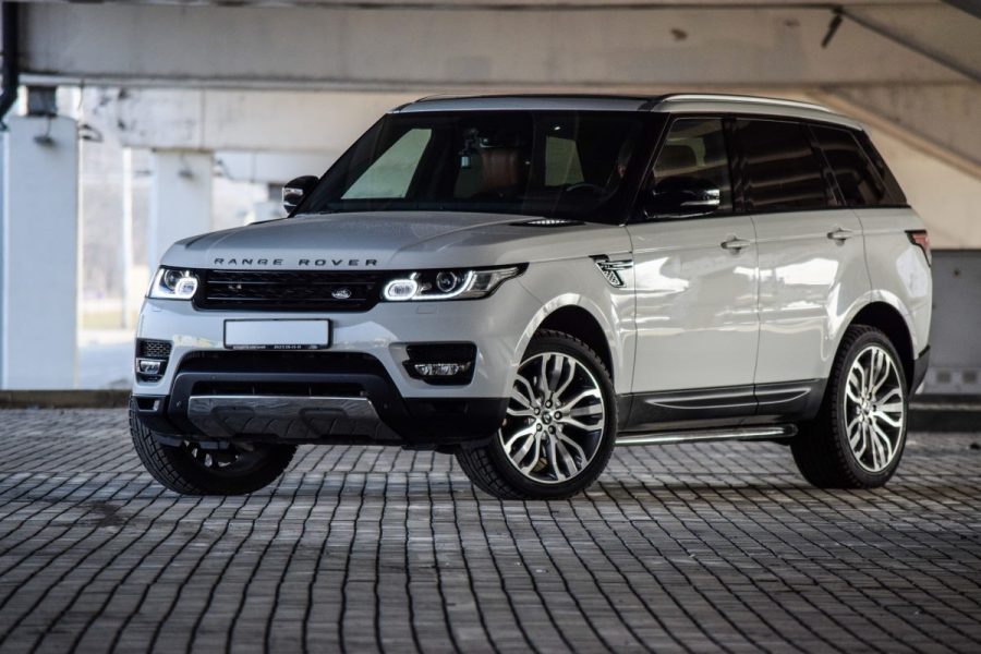 Luxury corporate transfer transport chauffeur private hire Range rover