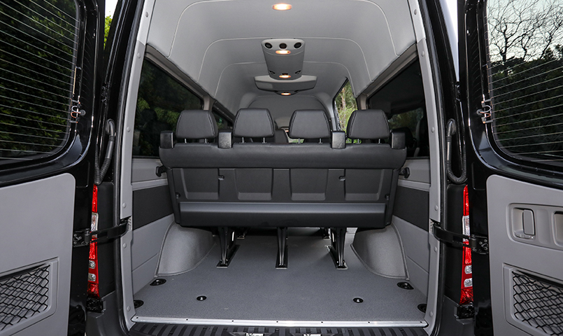 Luxury corporate transfer transport chauffeur private hire